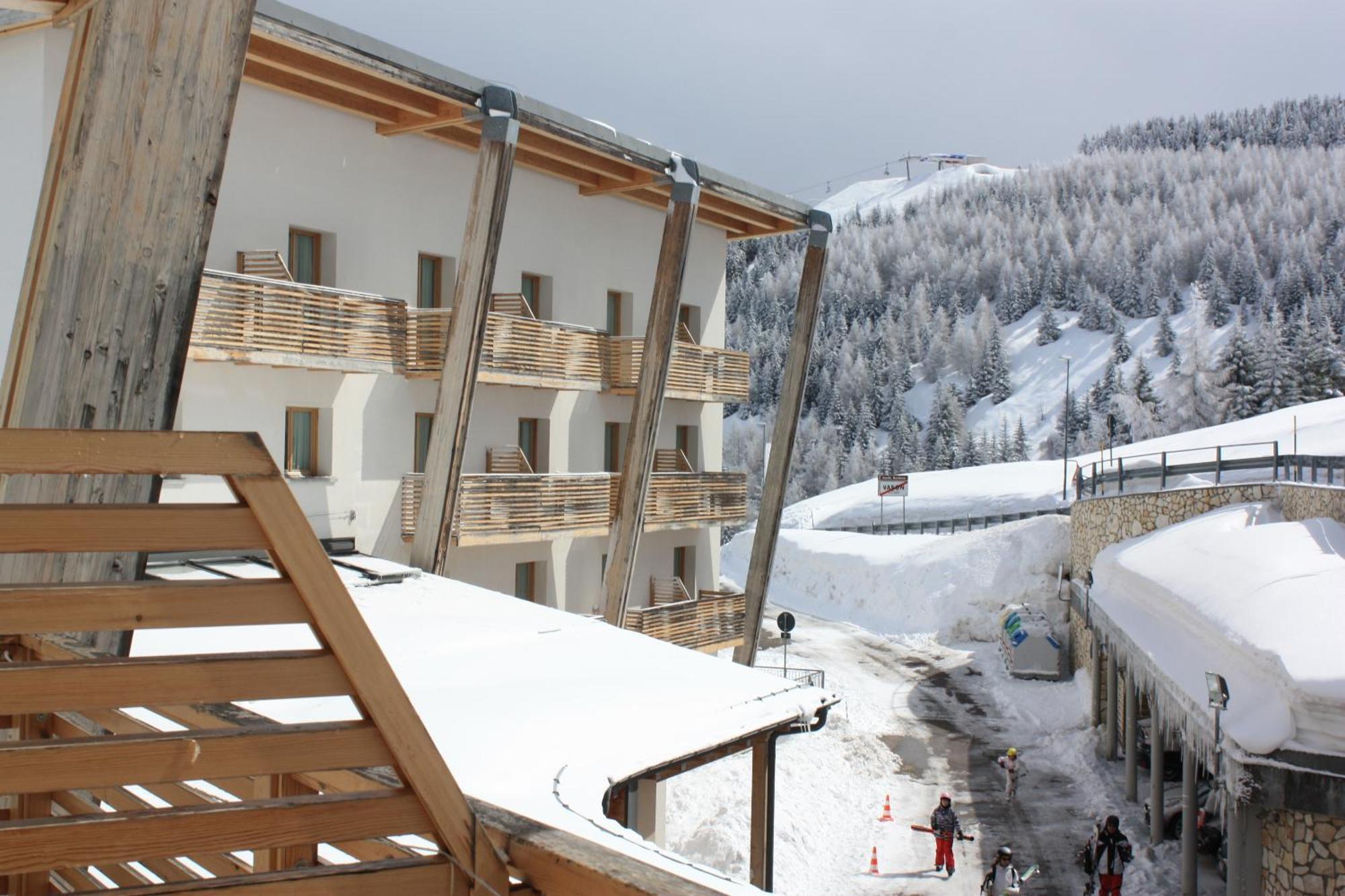 Brenta Dolomites Hotel Vason Exterior photo